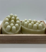 Load image into Gallery viewer, Eucalyptus Mint Massage Bar
